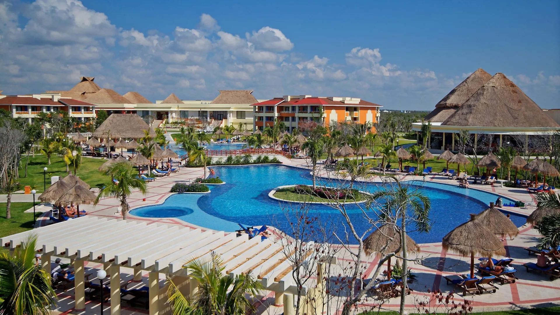 Bahia Principe Grand Coba Hotel Akumal