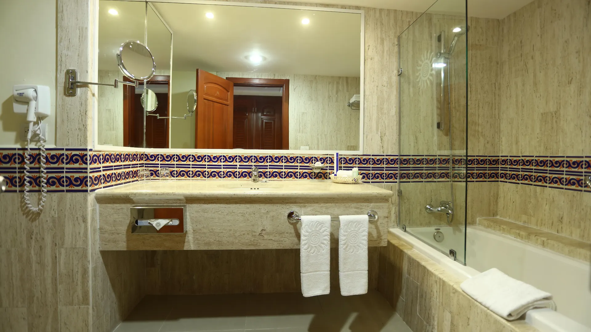 Bahia Principe Grand Coba Hotel Akumal