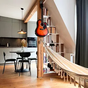 https://apartament-za-grobl-poznan.poznan-hotels.com