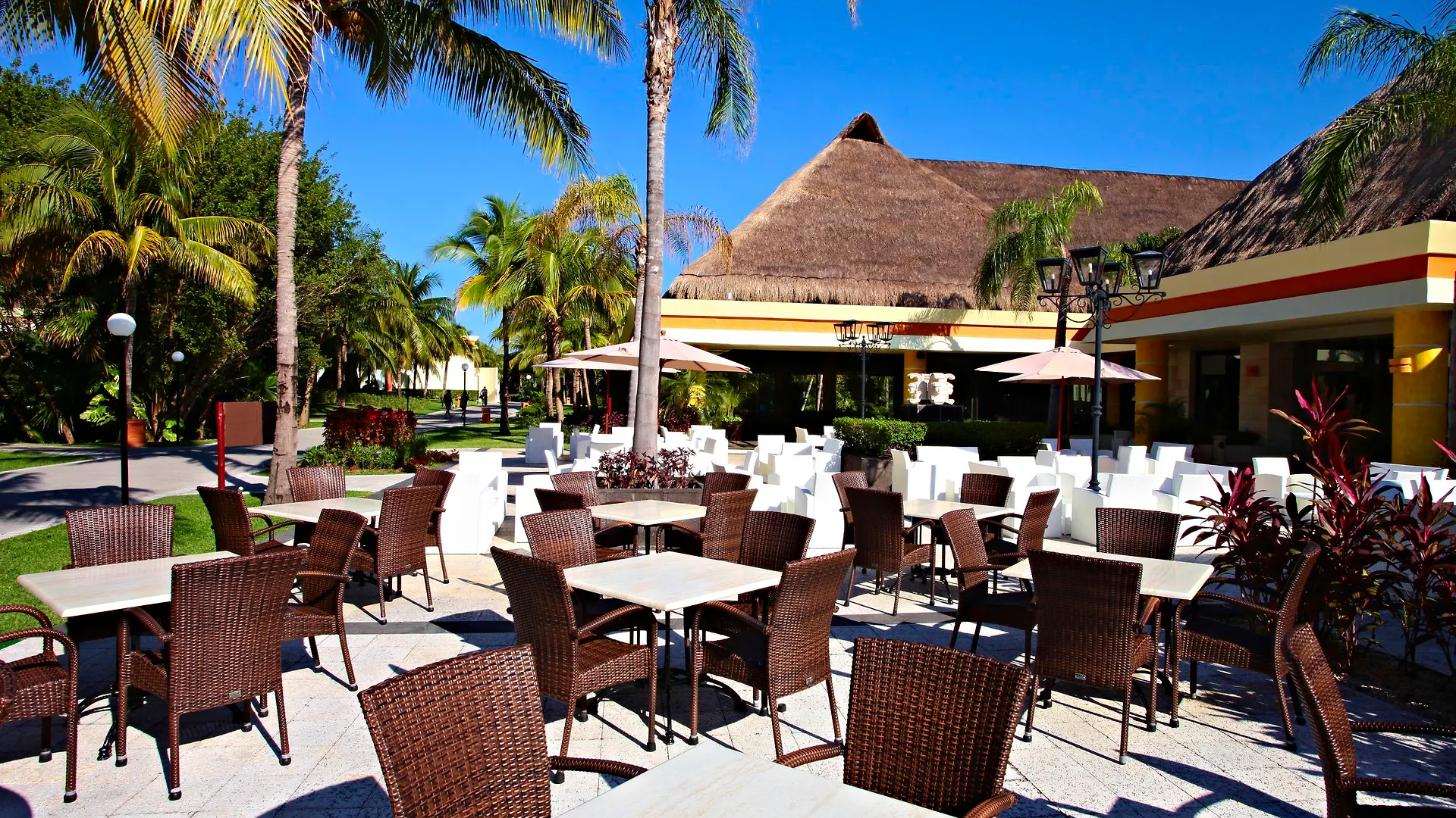 Hotel Bahia Principe Grand Coba Akumal 5*,