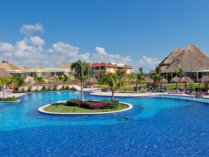 Hotel Bahia Principe Grand Coba Akumal